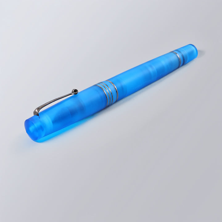 Leonardo Momento Zero Grande Pura Fountain Pen