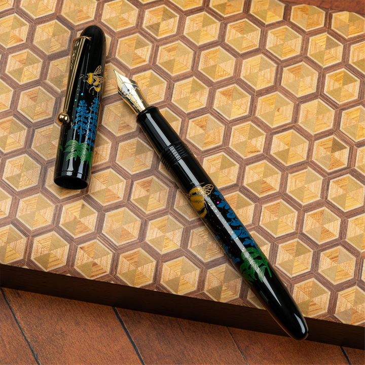 Namiki Yukari Bumblebee - Fountain Pen