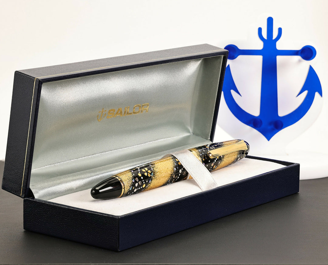 Sailor King of Pen - Sakura Nagare GOLDEN COSMOS maki-e Fountain Pen