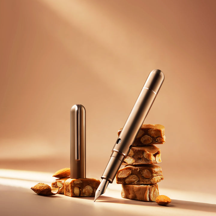 Nahvalur Nautilus Ti Toffee Fountain Pen