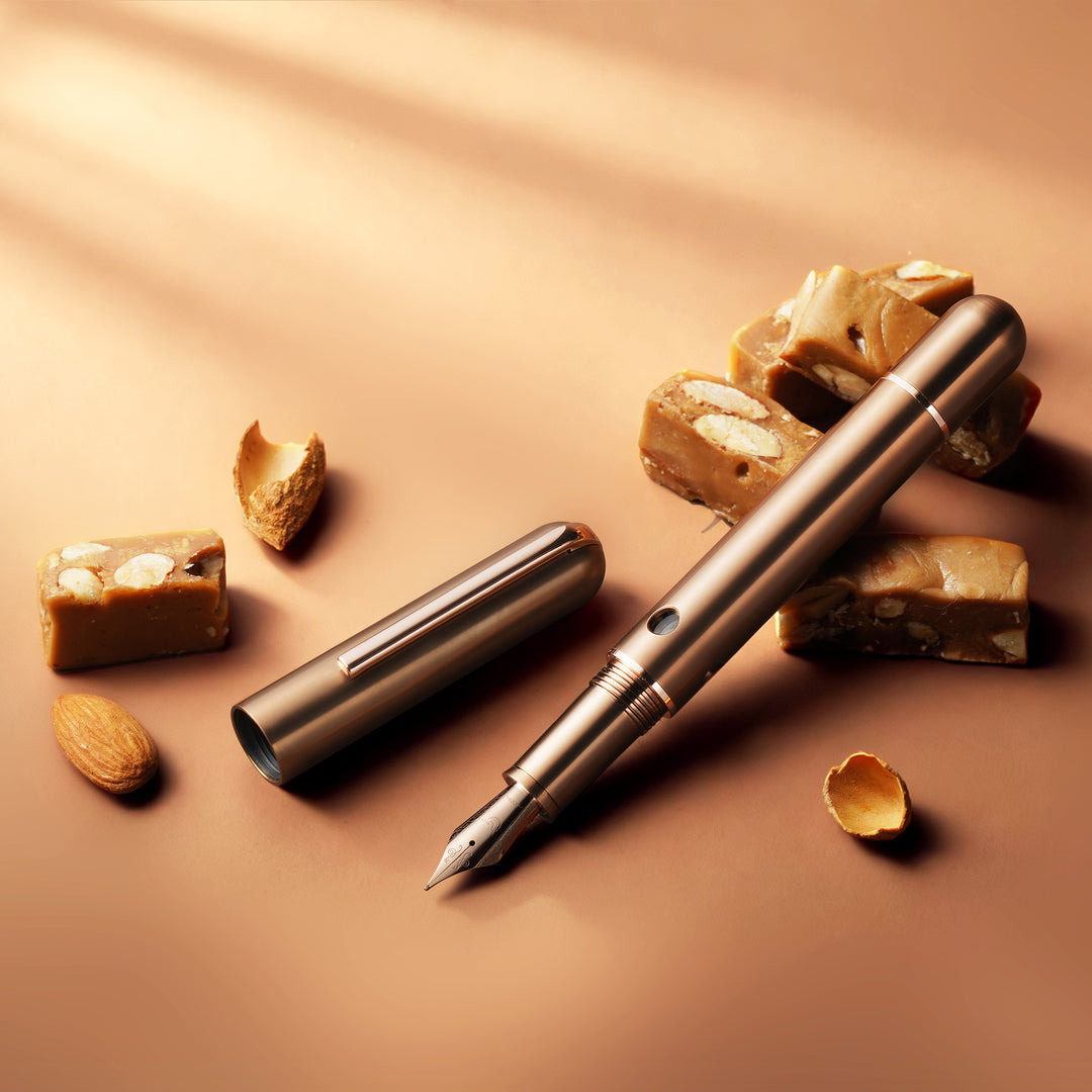 Nahvalur Nautilus Ti Toffee Fountain Pen