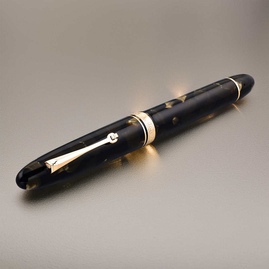 OMAS Ogiva Saft Green Fountain Pen