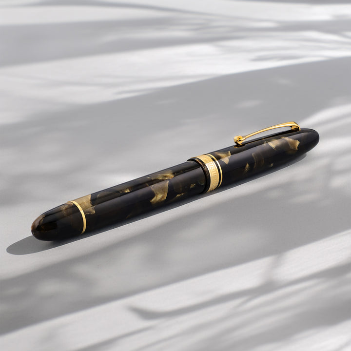 OMAS Ogiva Saft Green Fountain Pen