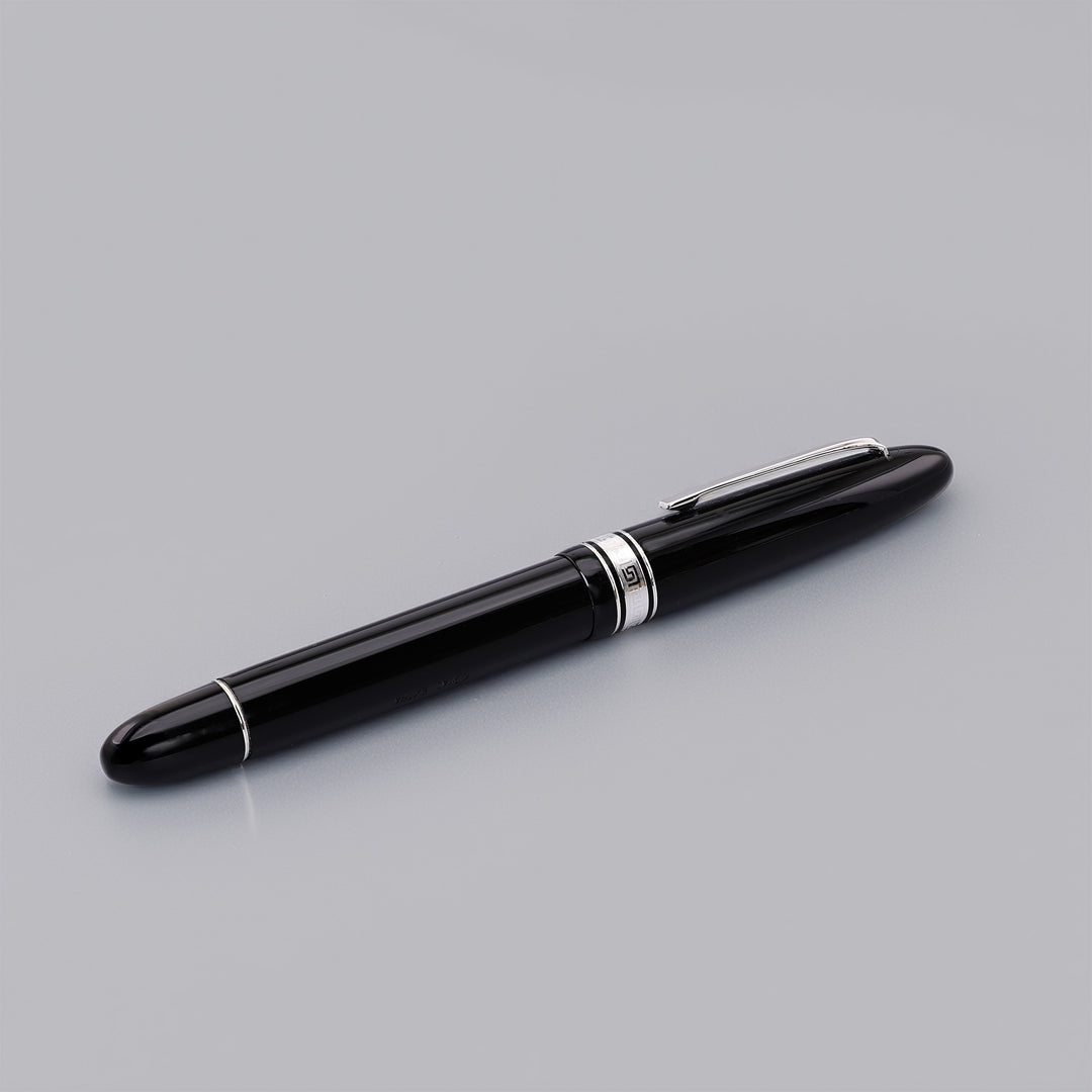 Omas Extra Ogiva Black And Silver Fountain Pen