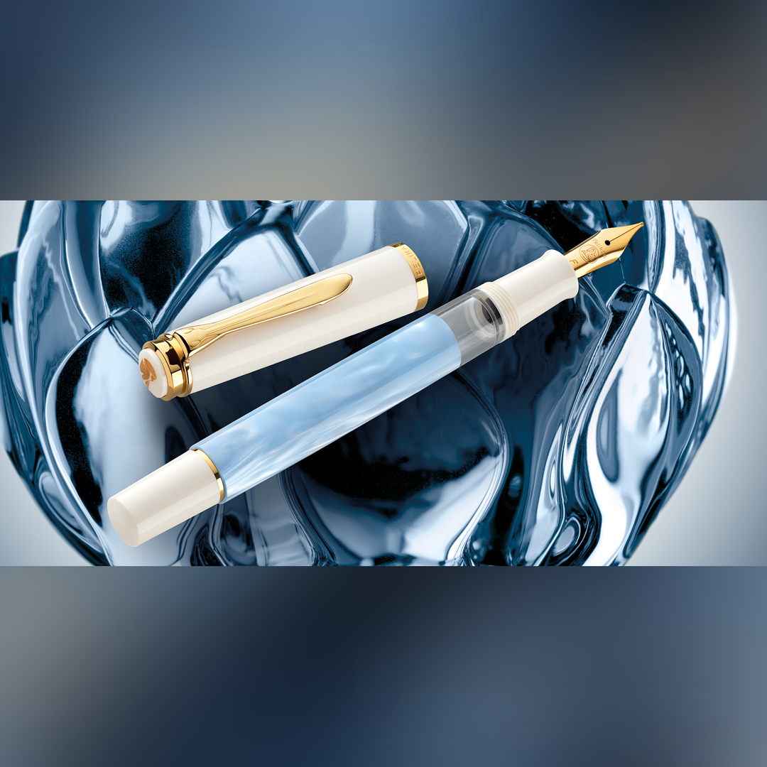 Pelikan M200 Classic Fountain Pen - Pastel Blue