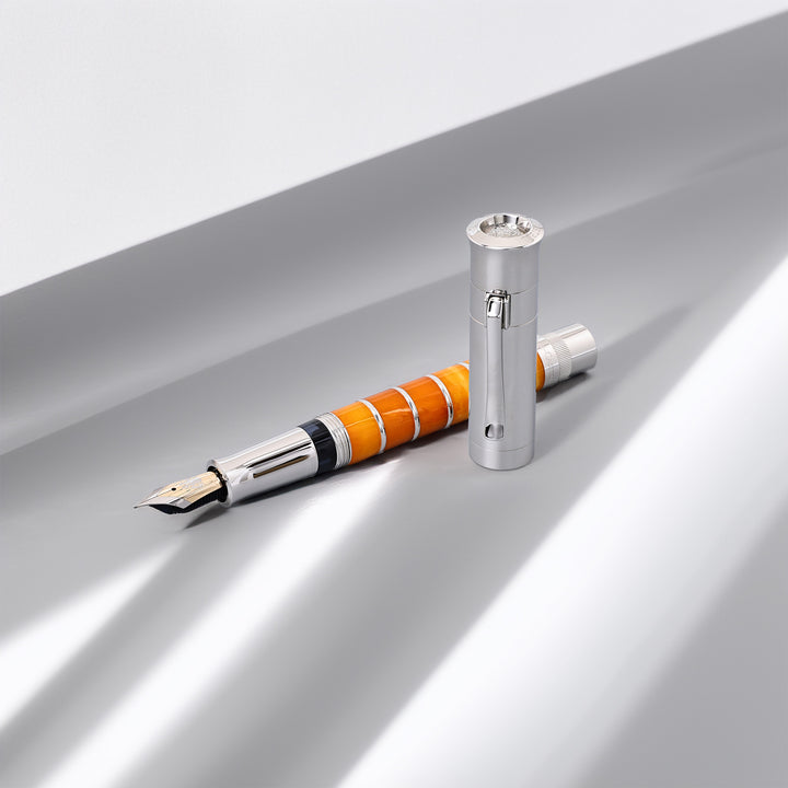 Graf von Faber-Castell Pen of the Year 2004 – Amber Edition