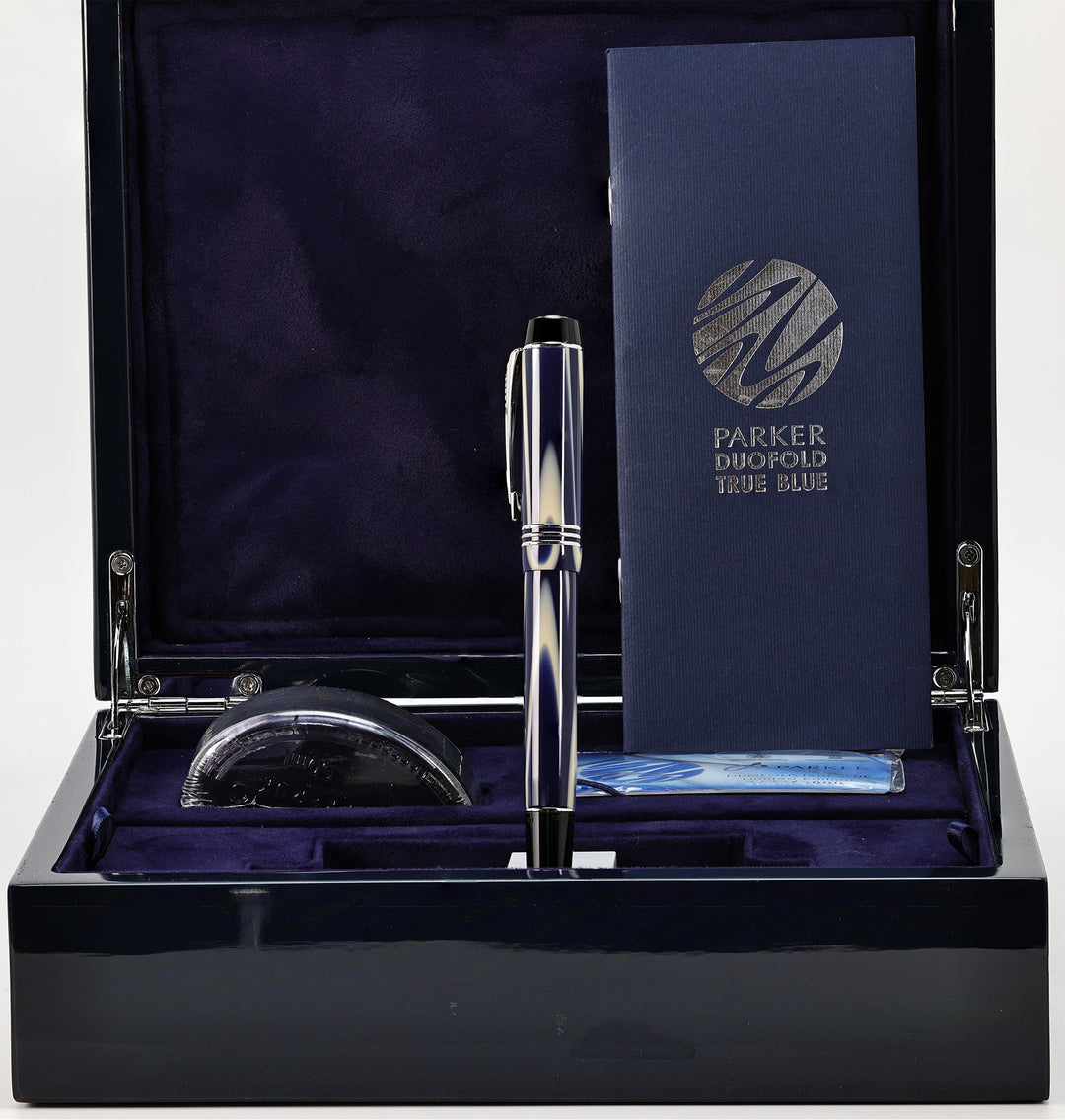 Parker Duofold True Blue Limited Edition Fountain Pen #342
