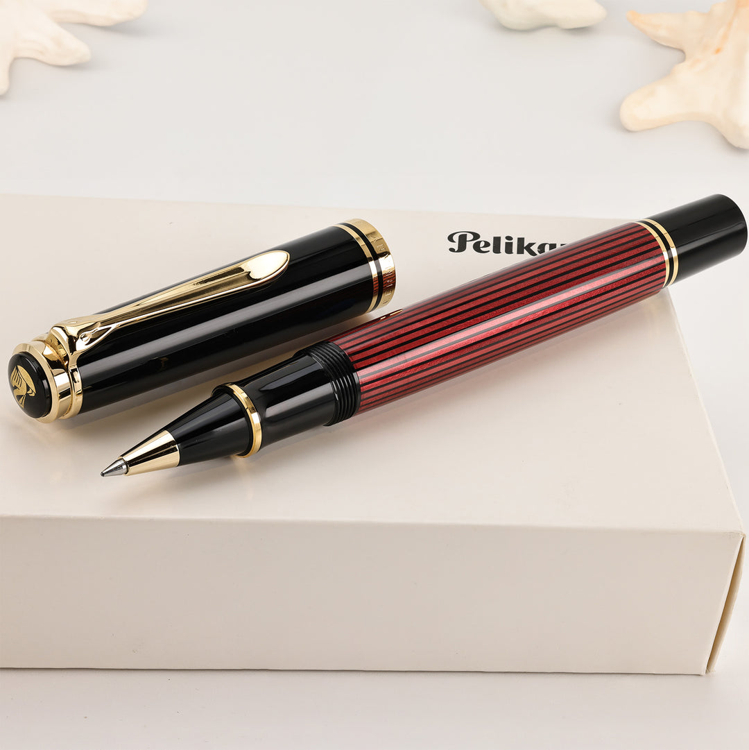 Pelikan Sourverän R800 Rollerball Pen - Red