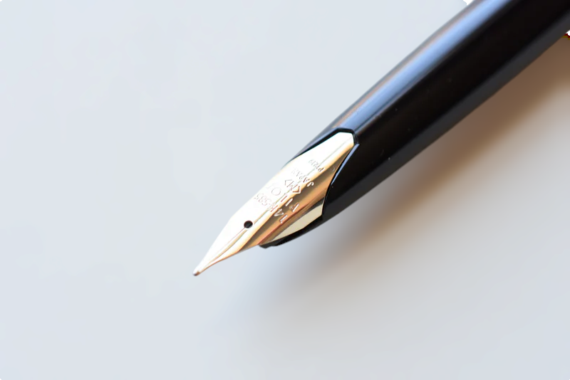 Pilot E95s Black & Gold - Fountain Pen