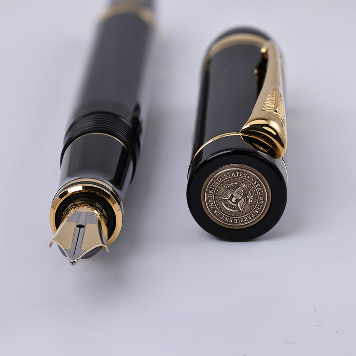 Parker Duofold International wth Presidential Seal