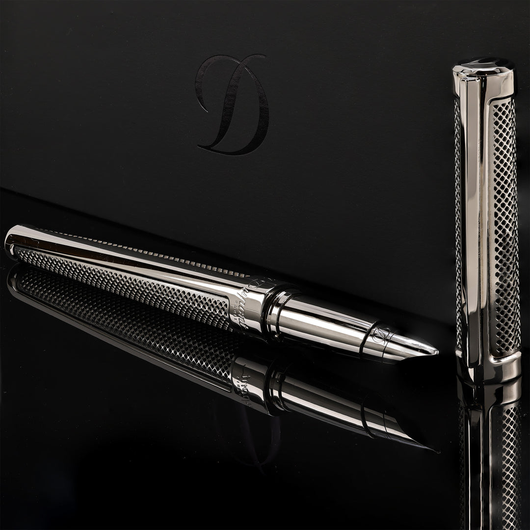 S.T. Dupont Défi Grille Fountain Pen