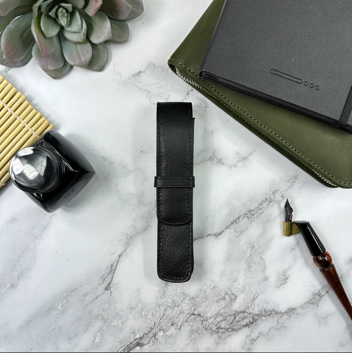 Girologio 1 Pen Case - Black