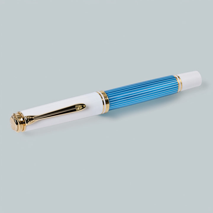 Pelikan M600 Turquoise And White