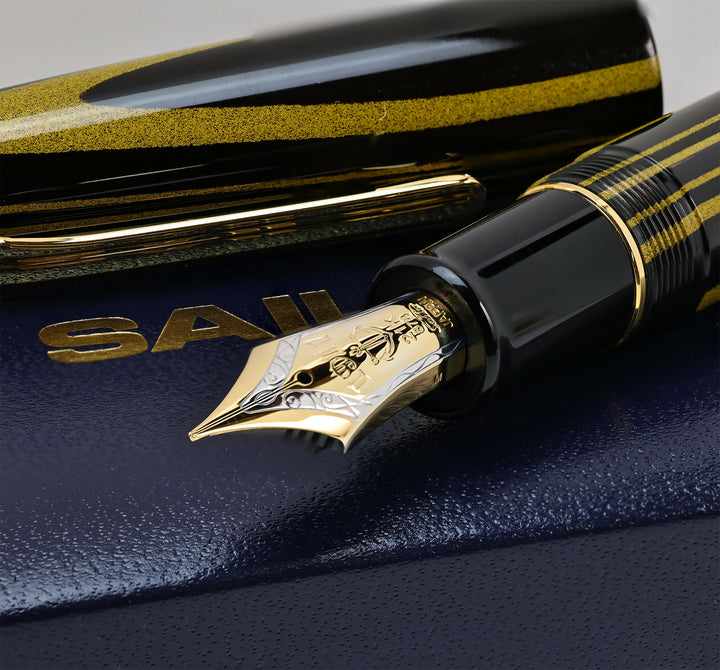 Sailor KOP The King of Pen Ebonite Laminated Gold-Black 21k Fountain Pen