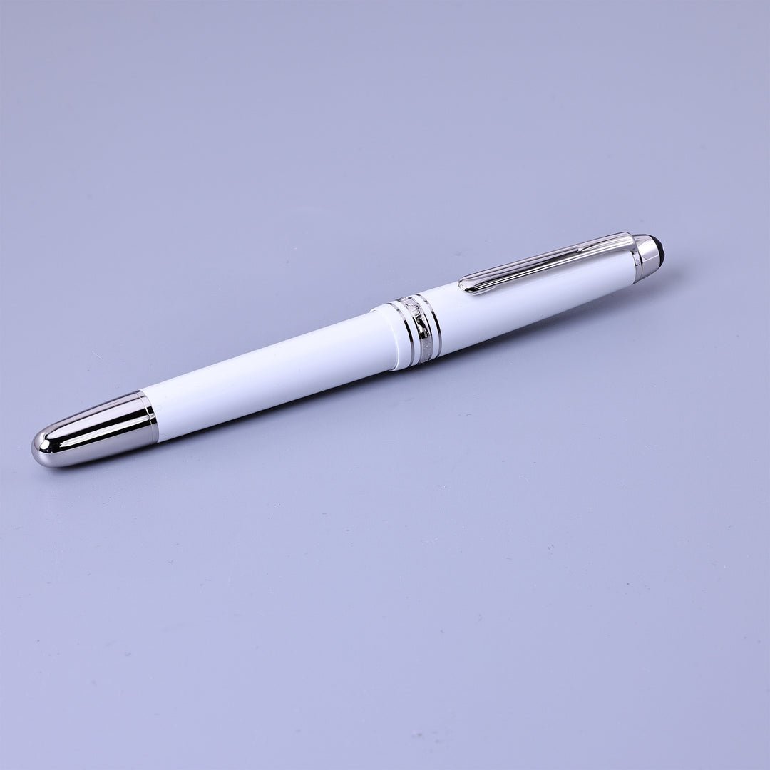 Montblanc Meisterstück White Classique Fountain Pen
