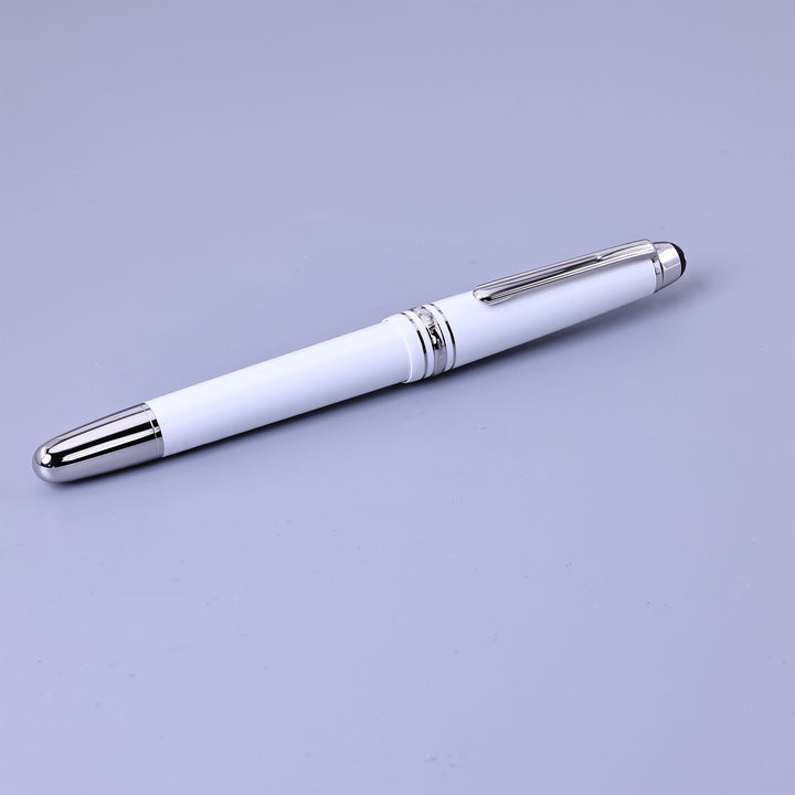 Montblanc Meisterstück White Classique Fountain Pen