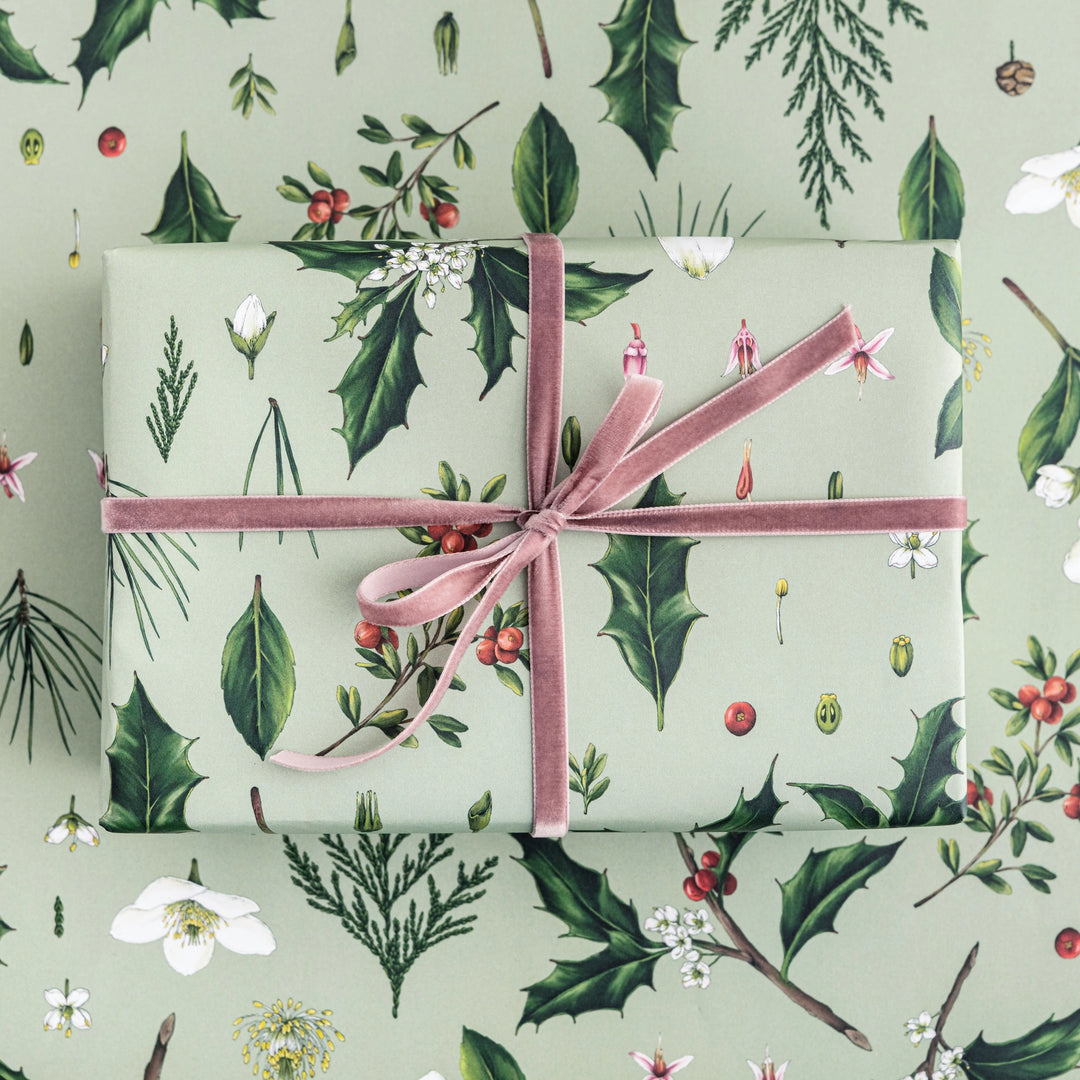 Berry Mix -Green Gift Wrapping Paper (2 Sheets)