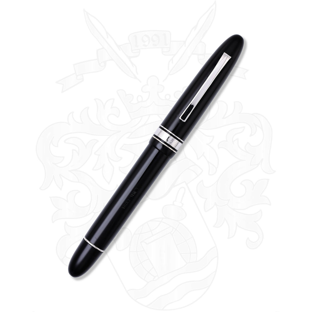 Omas Extra Ogiva Black And Silver Fountain Pen