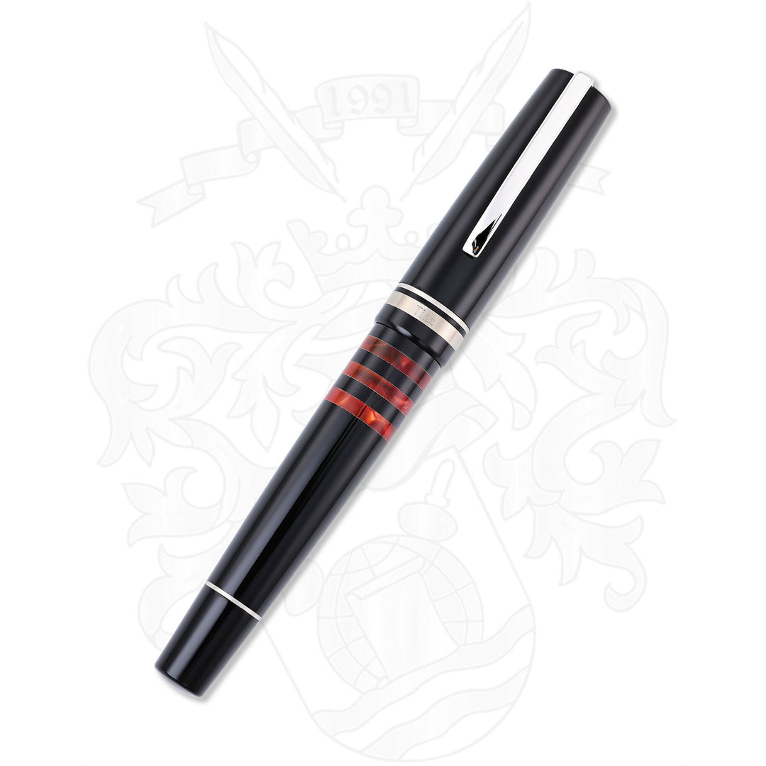 Delta Titanio T22 Fountain Pen
