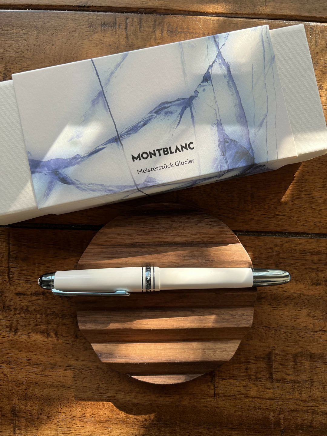 Montblanc Meisterstück Glacier Classique Fountain Pen