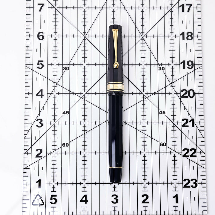 Omas Arte Italiano Milord Mid Size Fountain Pen