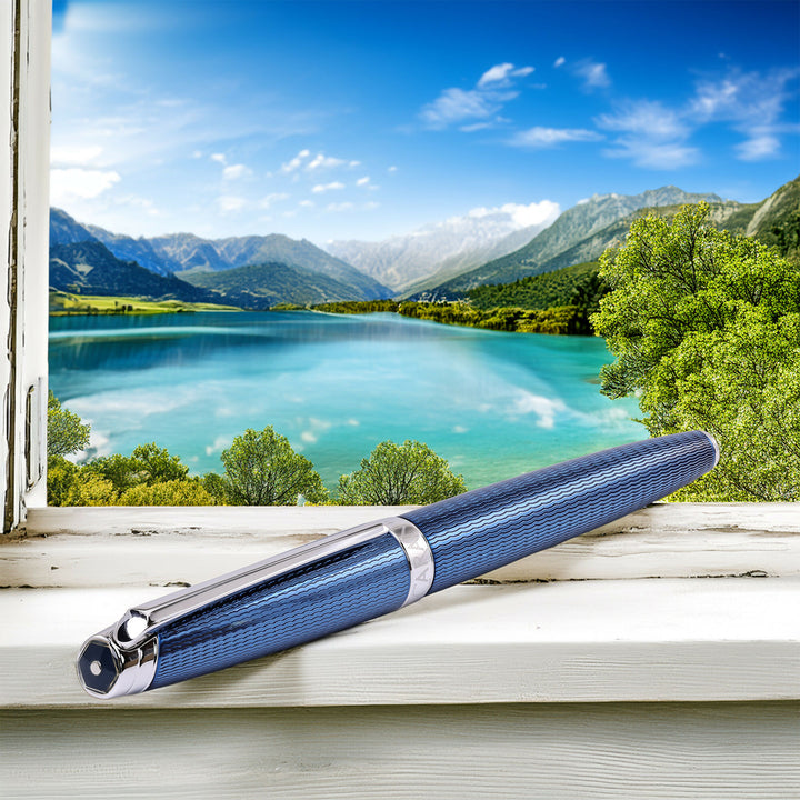 Caran d'Ache Léman Grand Bleu Fountain pen