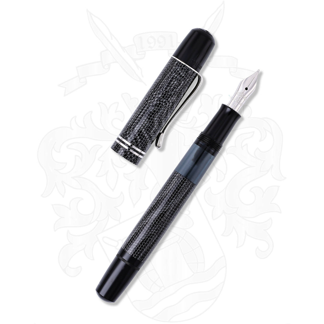Pelikan M101N Lizard Fountain Pen