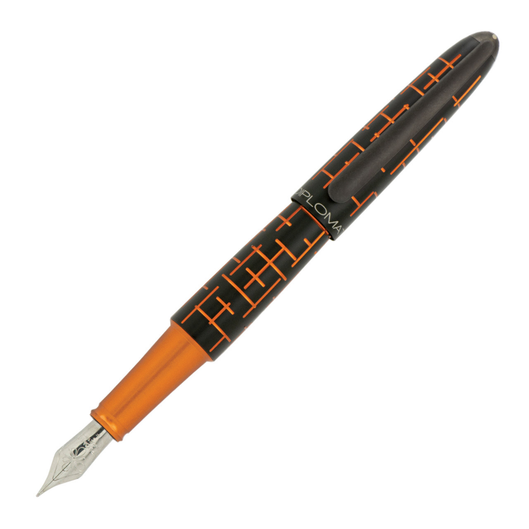 Diplomat Elox Matrix Black/Orange - Fountain Pen