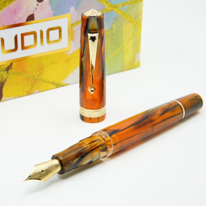 Armando Simoni Club Studio Brown Antelope Fountain Pen - Gold Trim