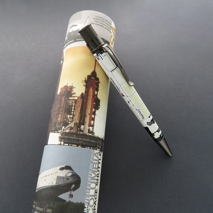 Retro 51 Limited Edition - Columbia Space Shuttle