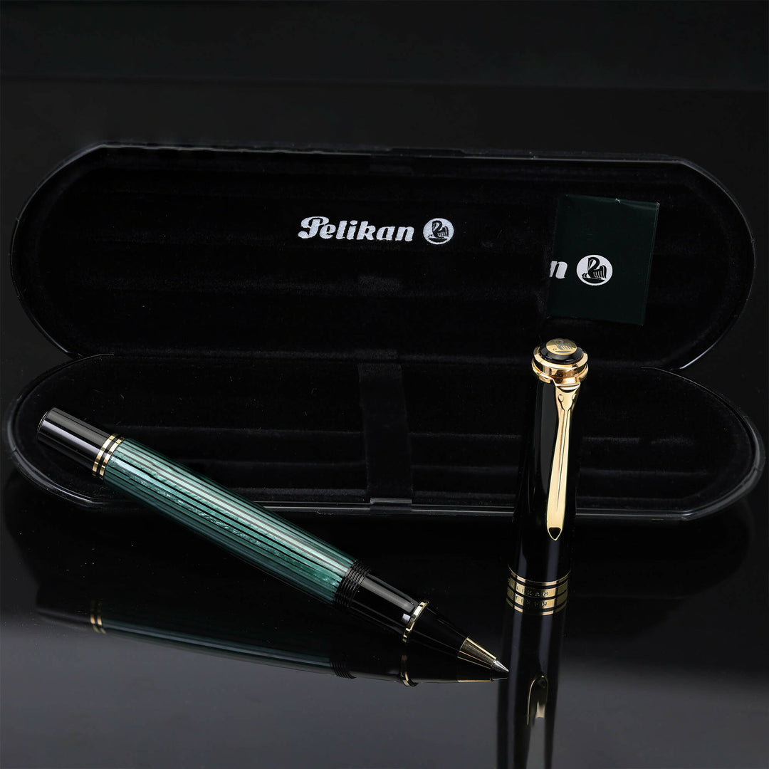 Pelikan R800 Vs R600 Pelikan Souverän R800 Rollerball Pen – The Pleasure of Writing