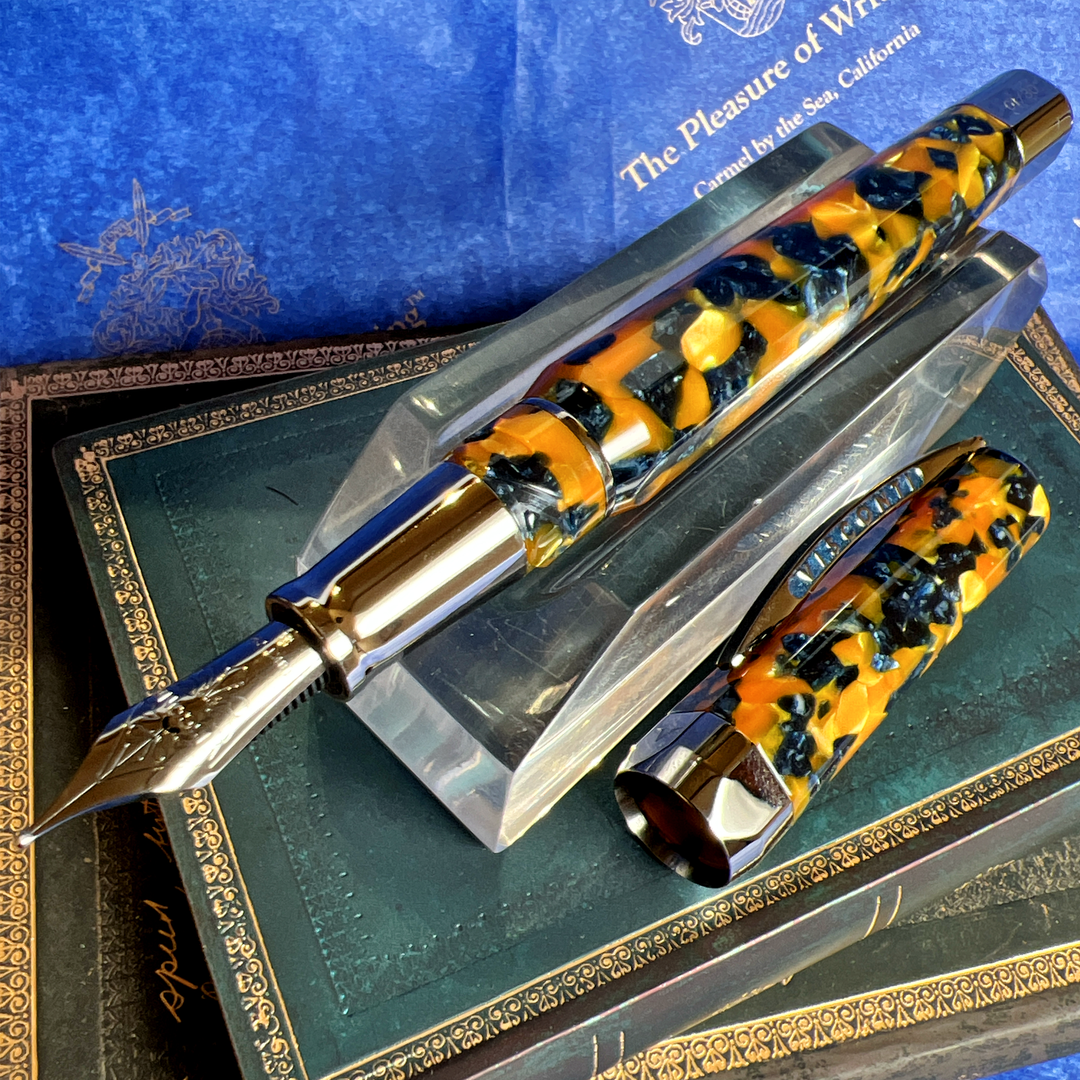 The Pleasure of Writing Limited Edition "Lovers Point" from Visconti - Fountain Pen