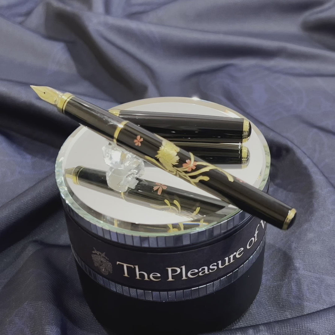 Platinum Classic Maki-E Fountain Pen - Brush Warbler